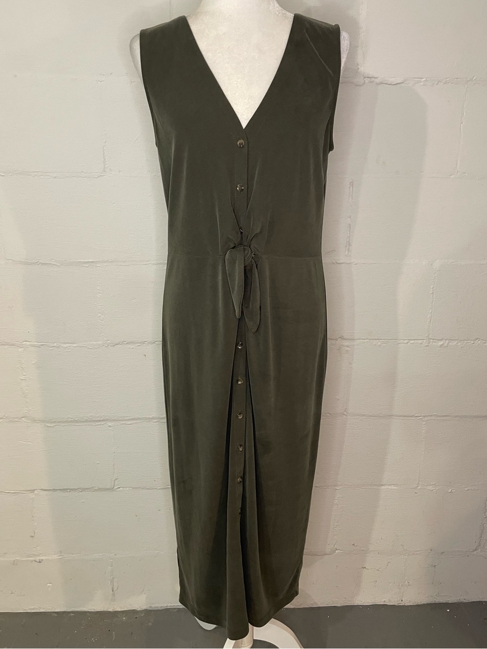 Lou & Grey Olive Button-Front Midi Dress with Tie